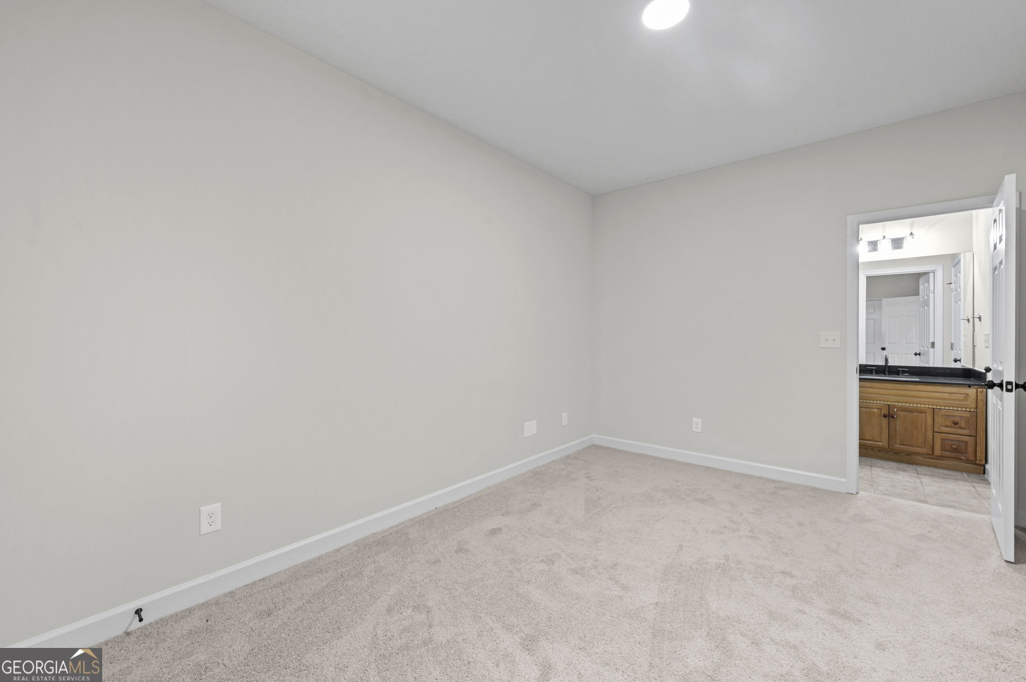 625 Kingsport Drive Property Photo 34