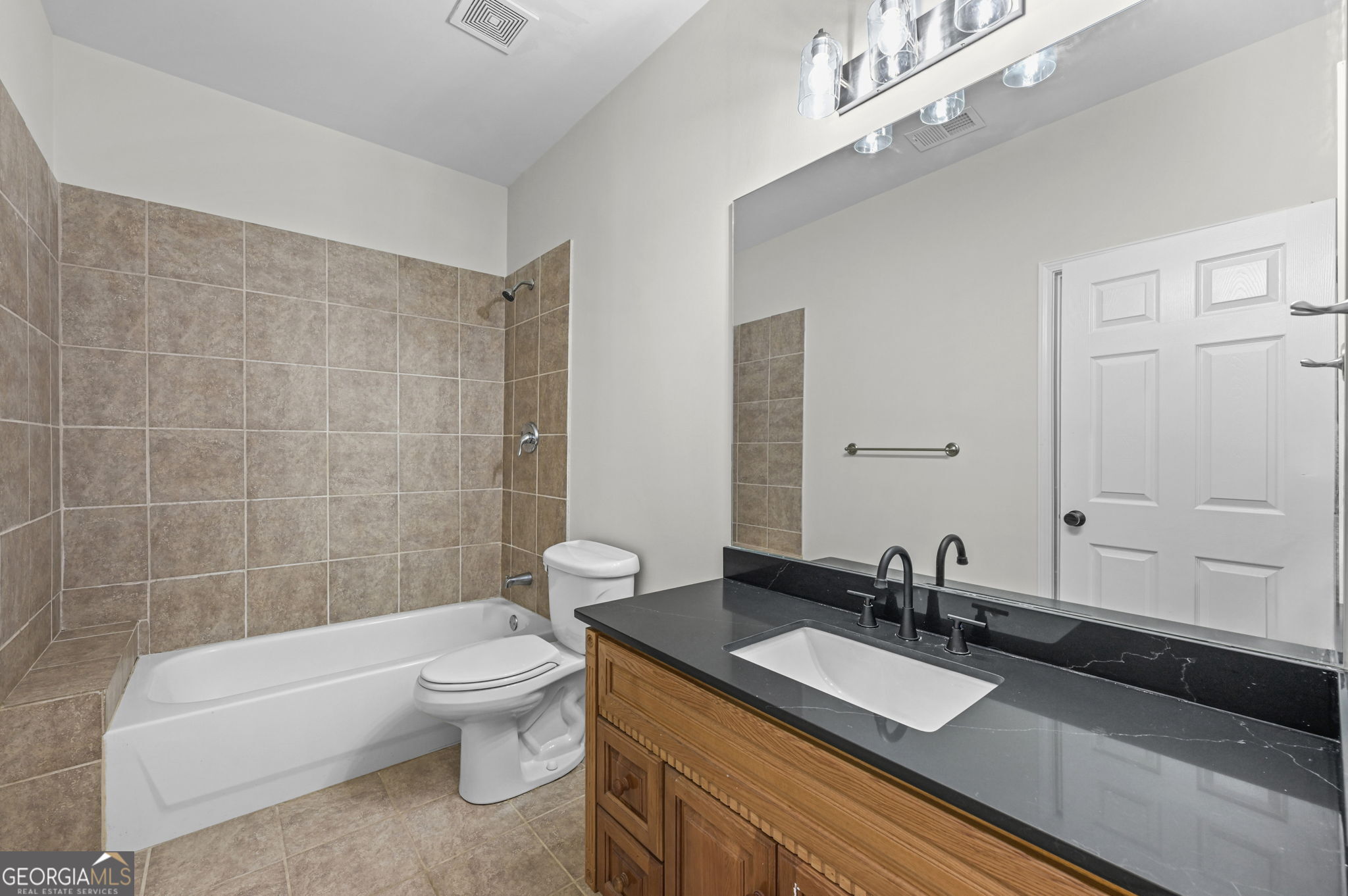 625 Kingsport Drive Property Photo 38