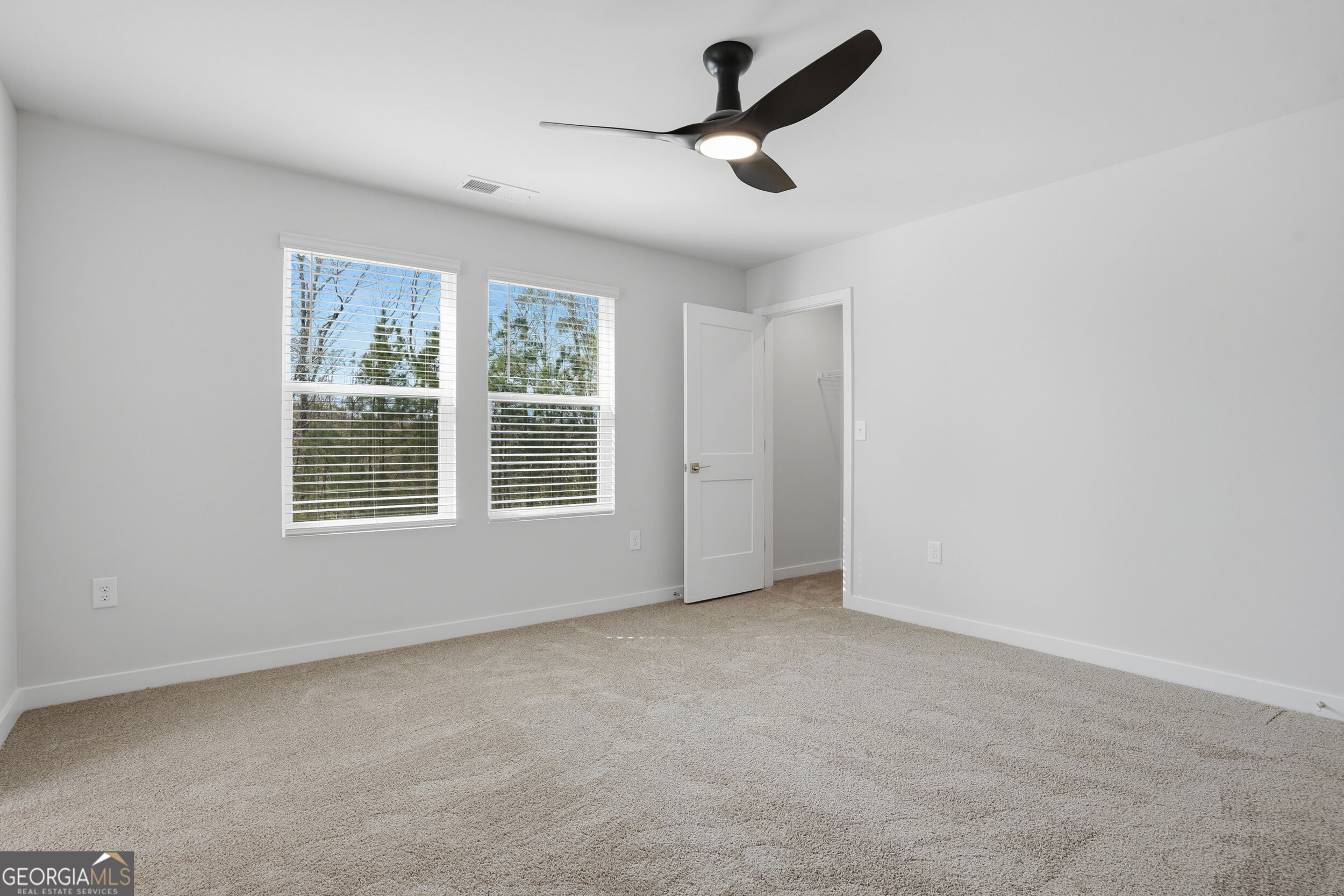 302 Glenhaven Drive Property Photo 11