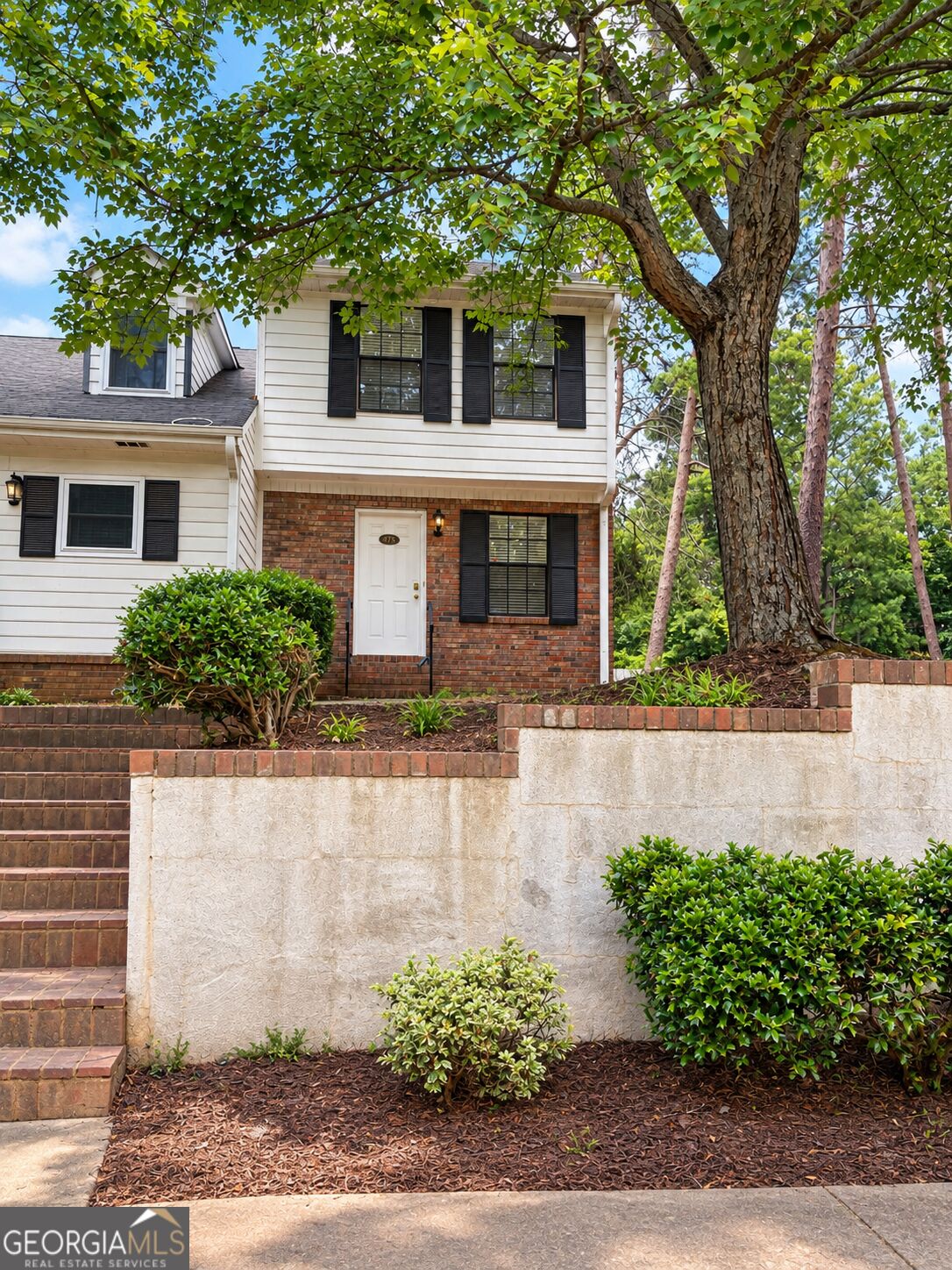 5475 Park Place S Property Photo 1