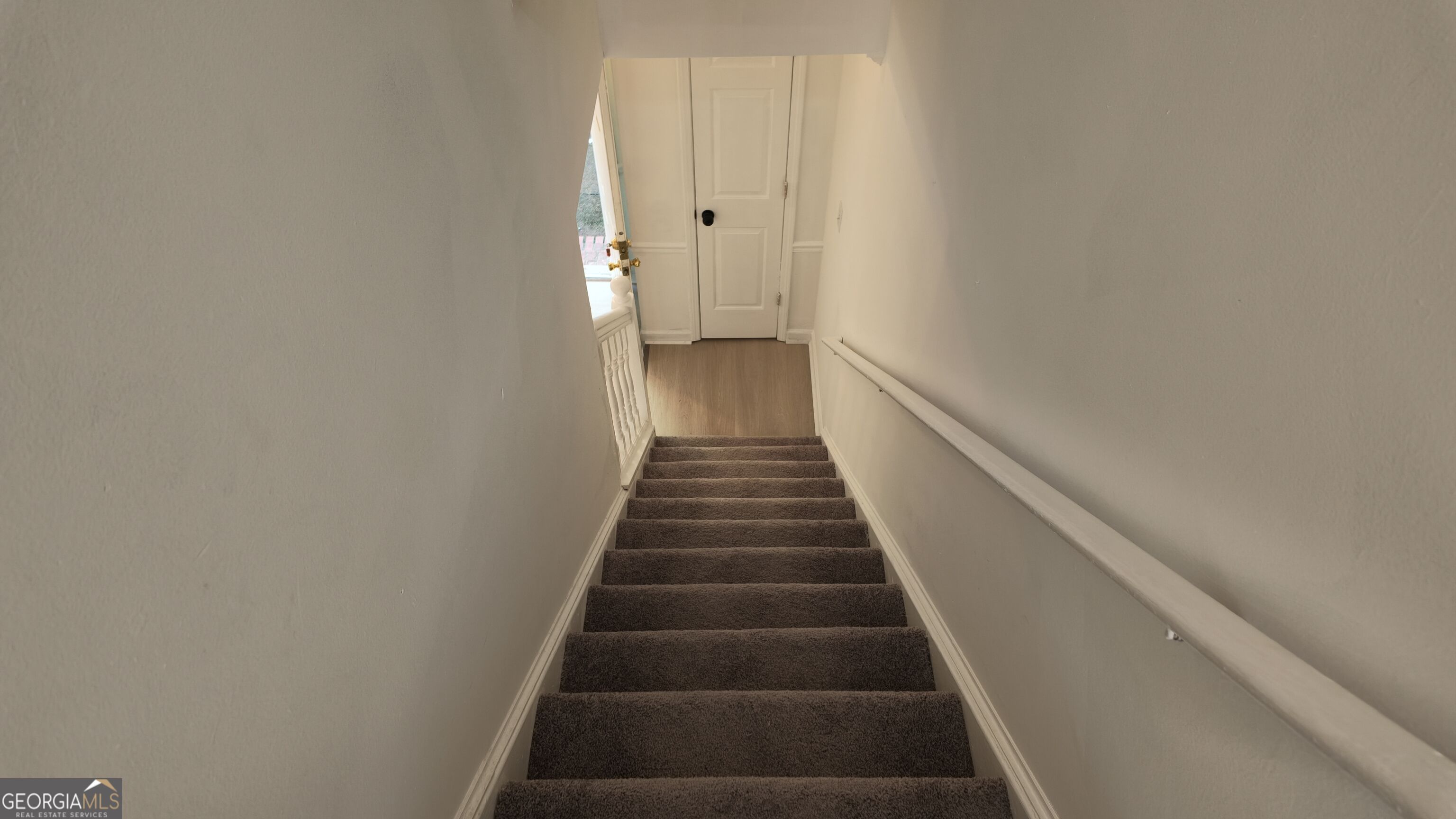 5475 Park Place S Property Photo 11