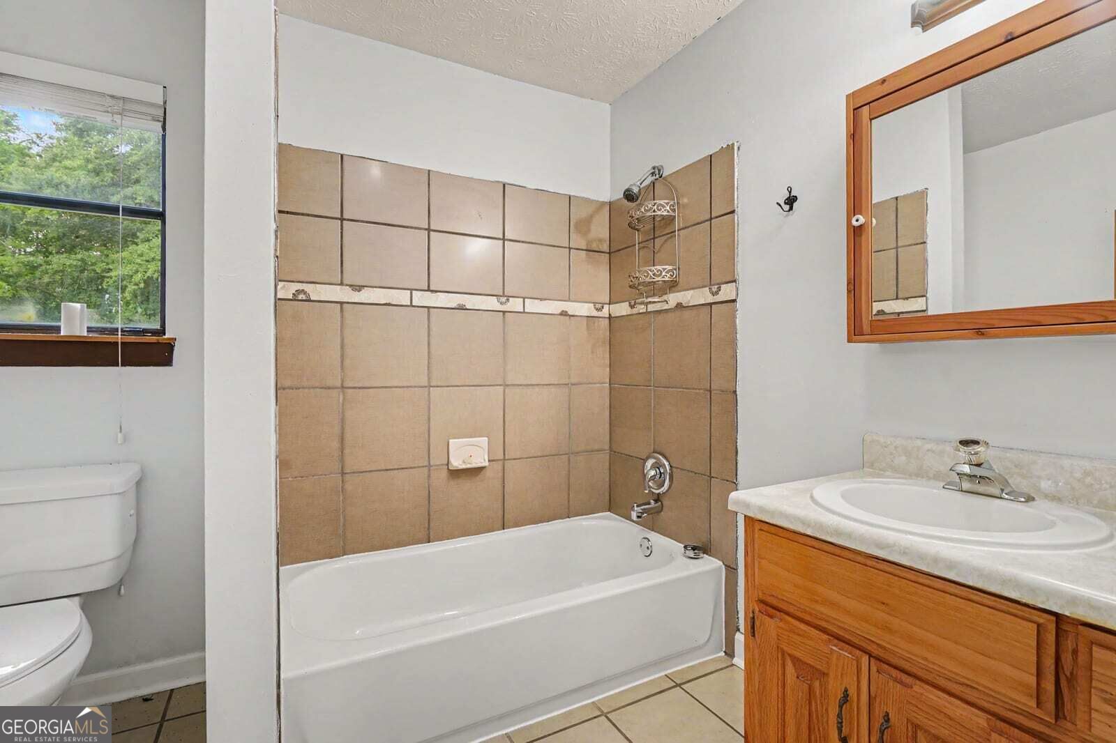 233 Elm Street Property Photo 22