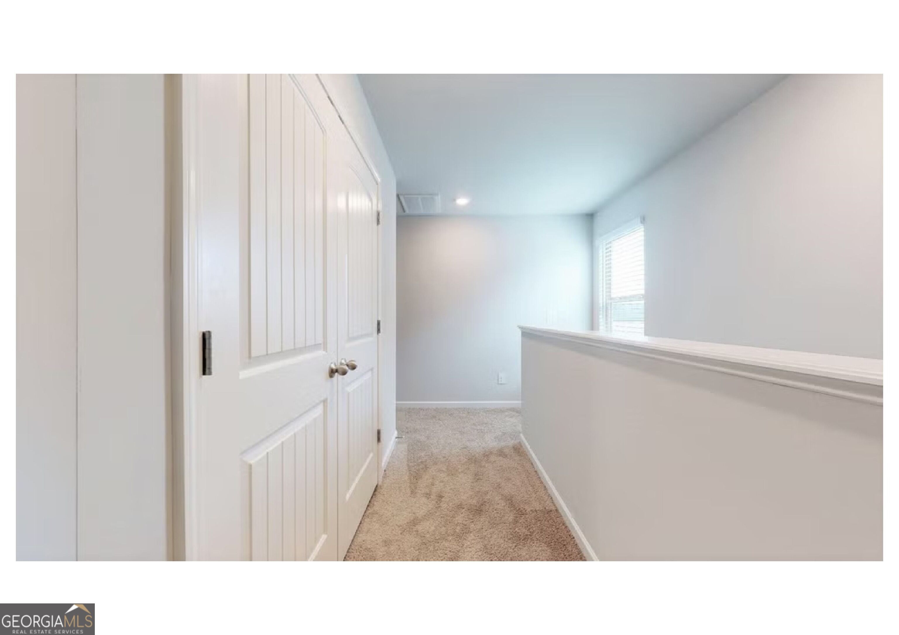 502 Headwater Court Property Photo 6