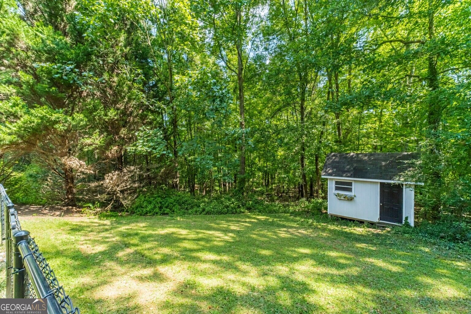 815 Sterling Place Property Photo 40