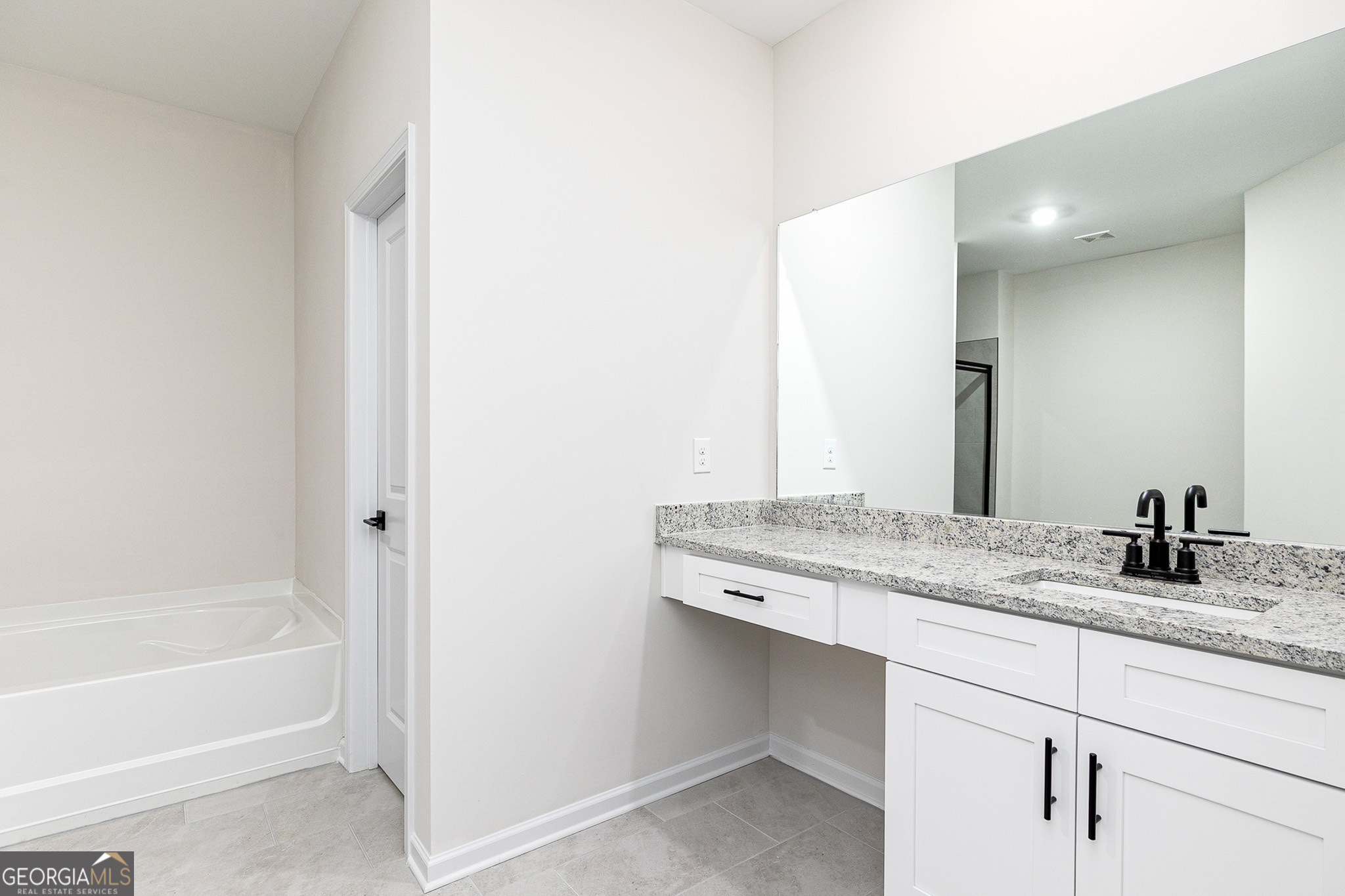 29 Bluegill Drive Property Photo 8