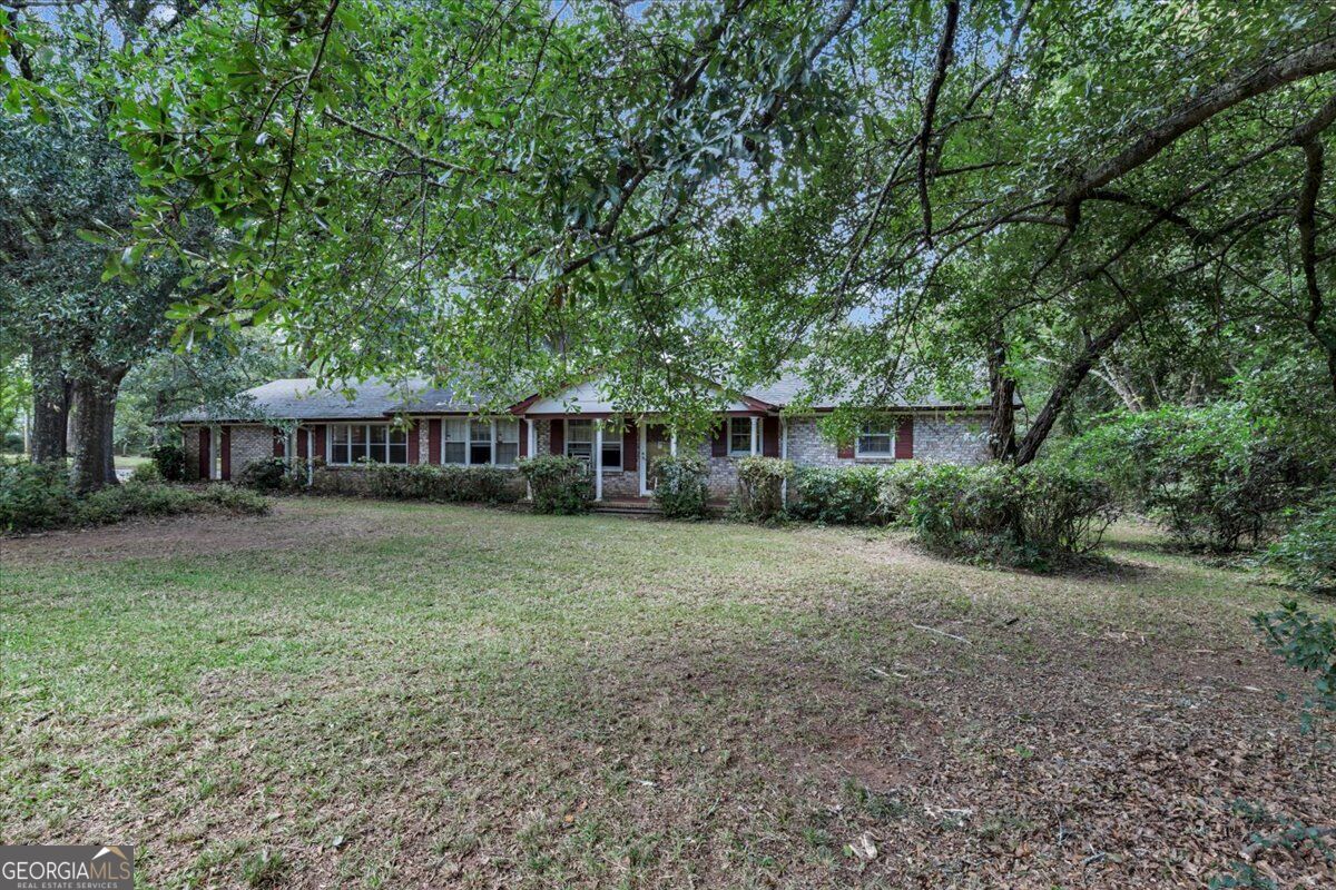 2380 Keys Ferry Road Property Photo 4