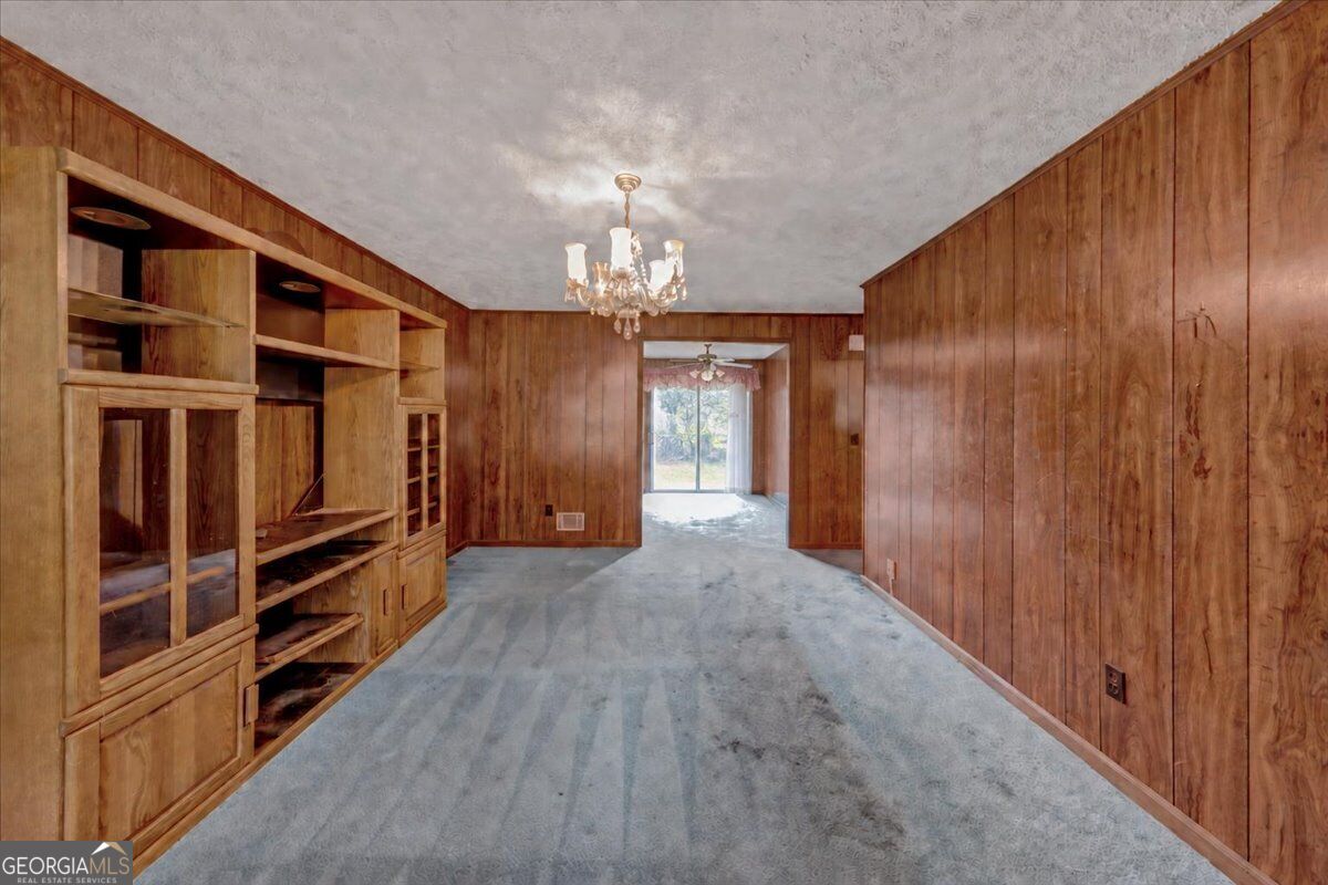 2380 Keys Ferry Road Property Photo 9