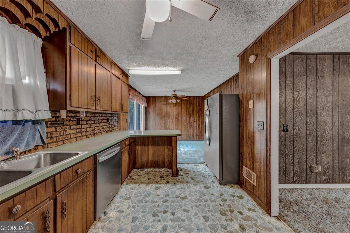 2380 Keys Ferry Road Property Photo 13