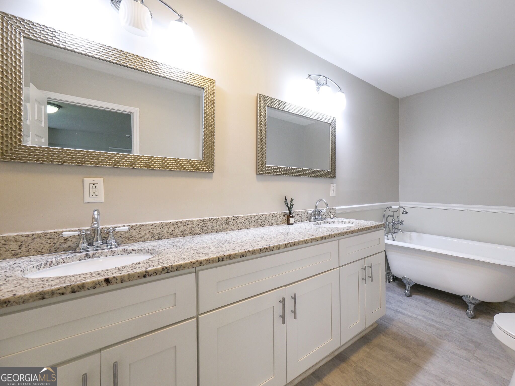 3225 Harris Drive Property Photo 10