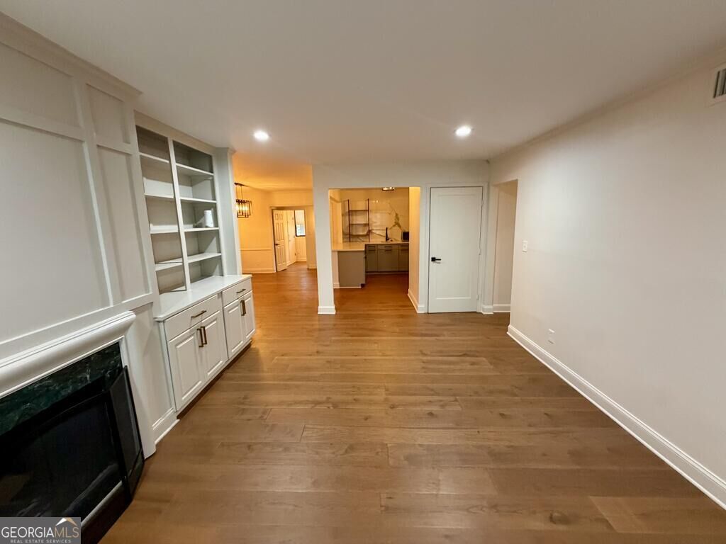 8 Cantey Place Nw Property Photo 4