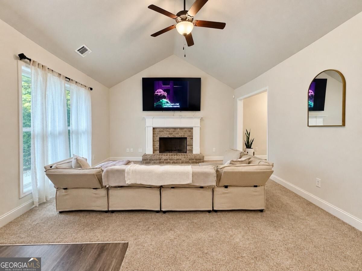 115 Brookside Court Property Photo 2