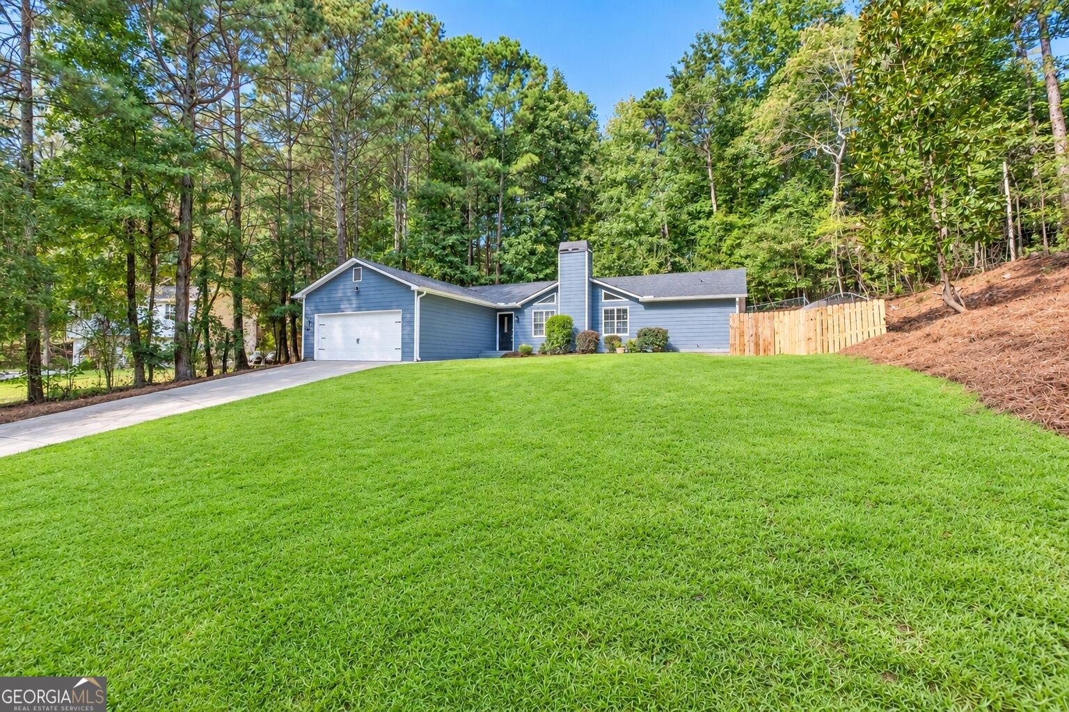 3900 Maple Wood Trail Property Photo 4