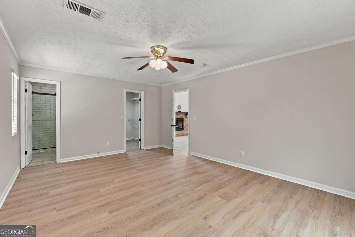 3900 Maple Wood Trail Property Photo 32