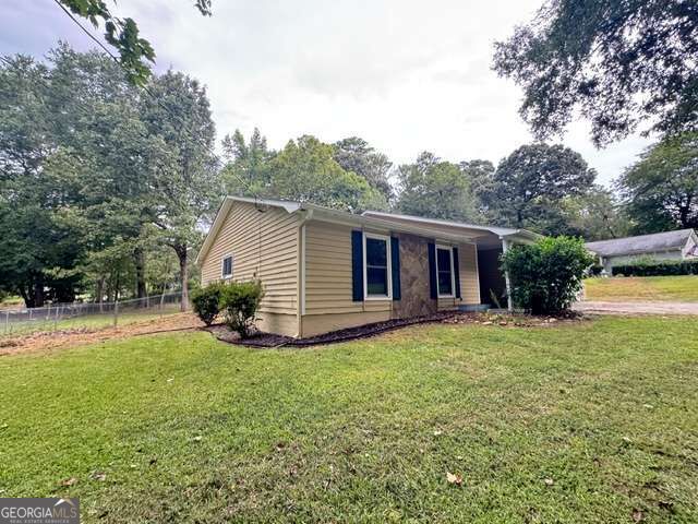 4245 Reef Road Property Photo 4