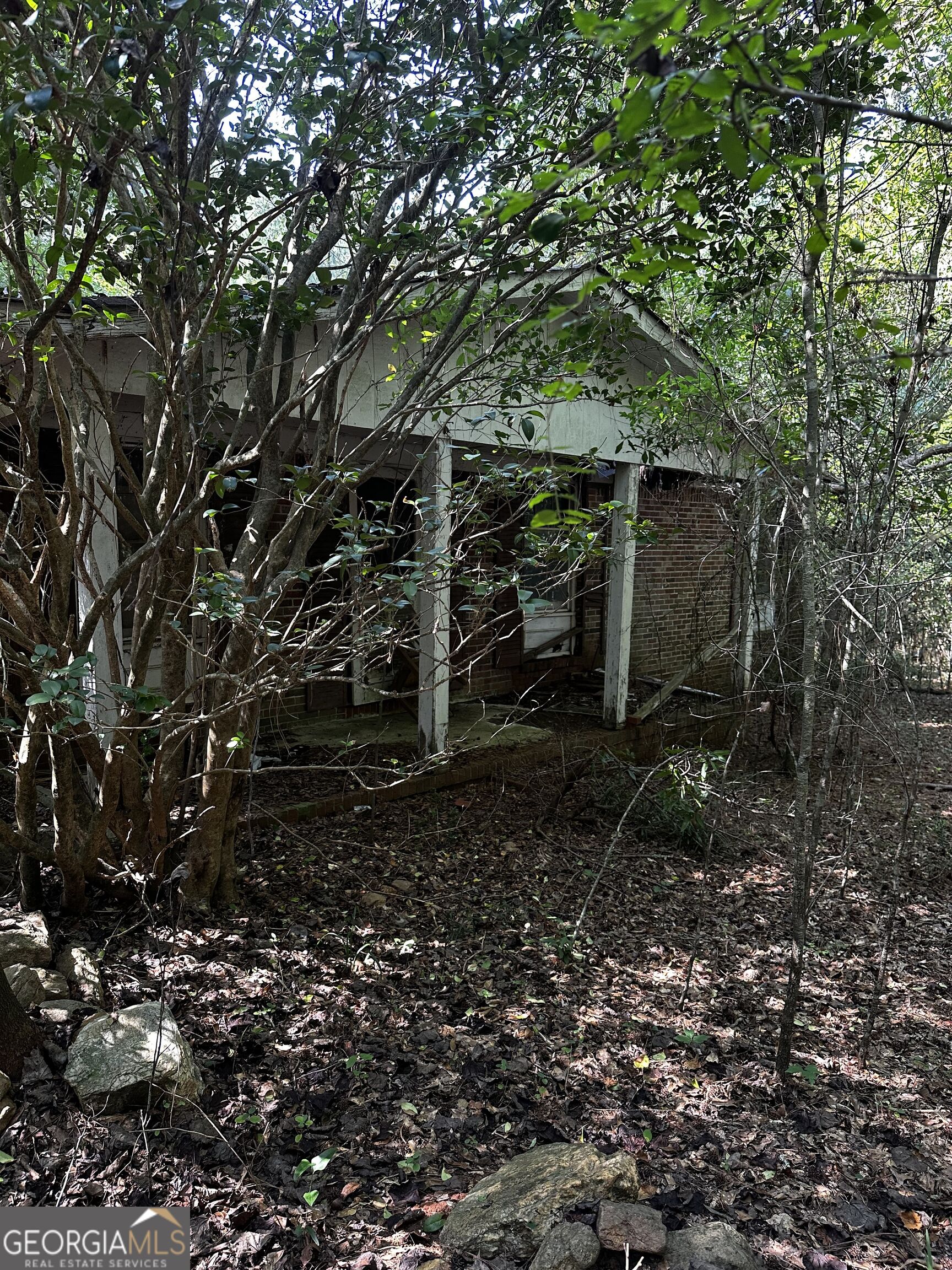782 Sparta Highway Property Photo 5