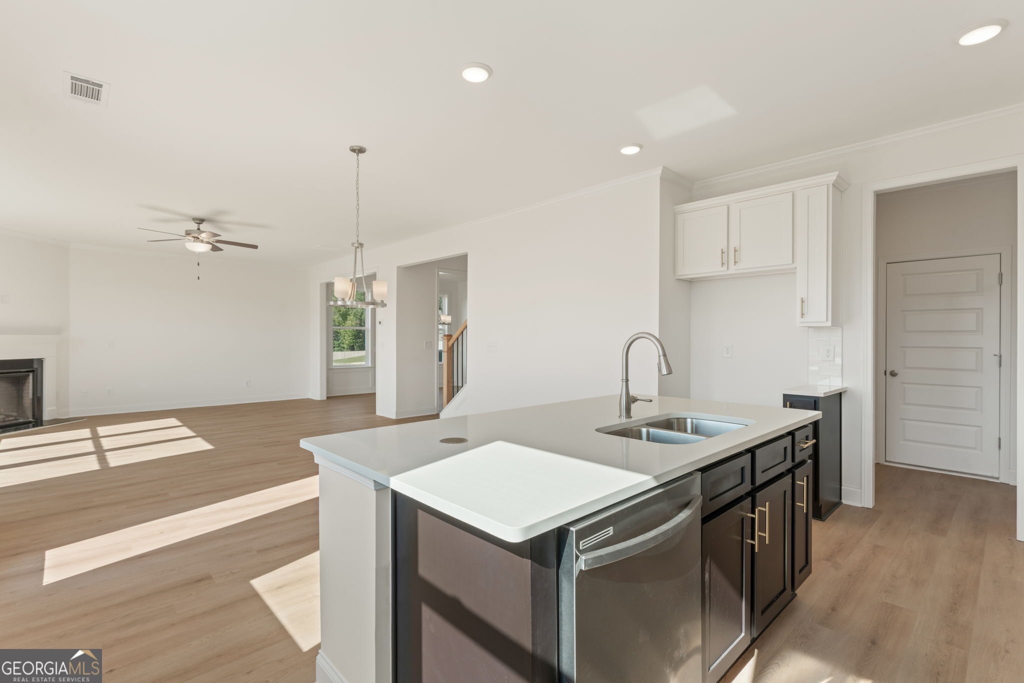 6057 Ruby Falls Way Property Photo 10