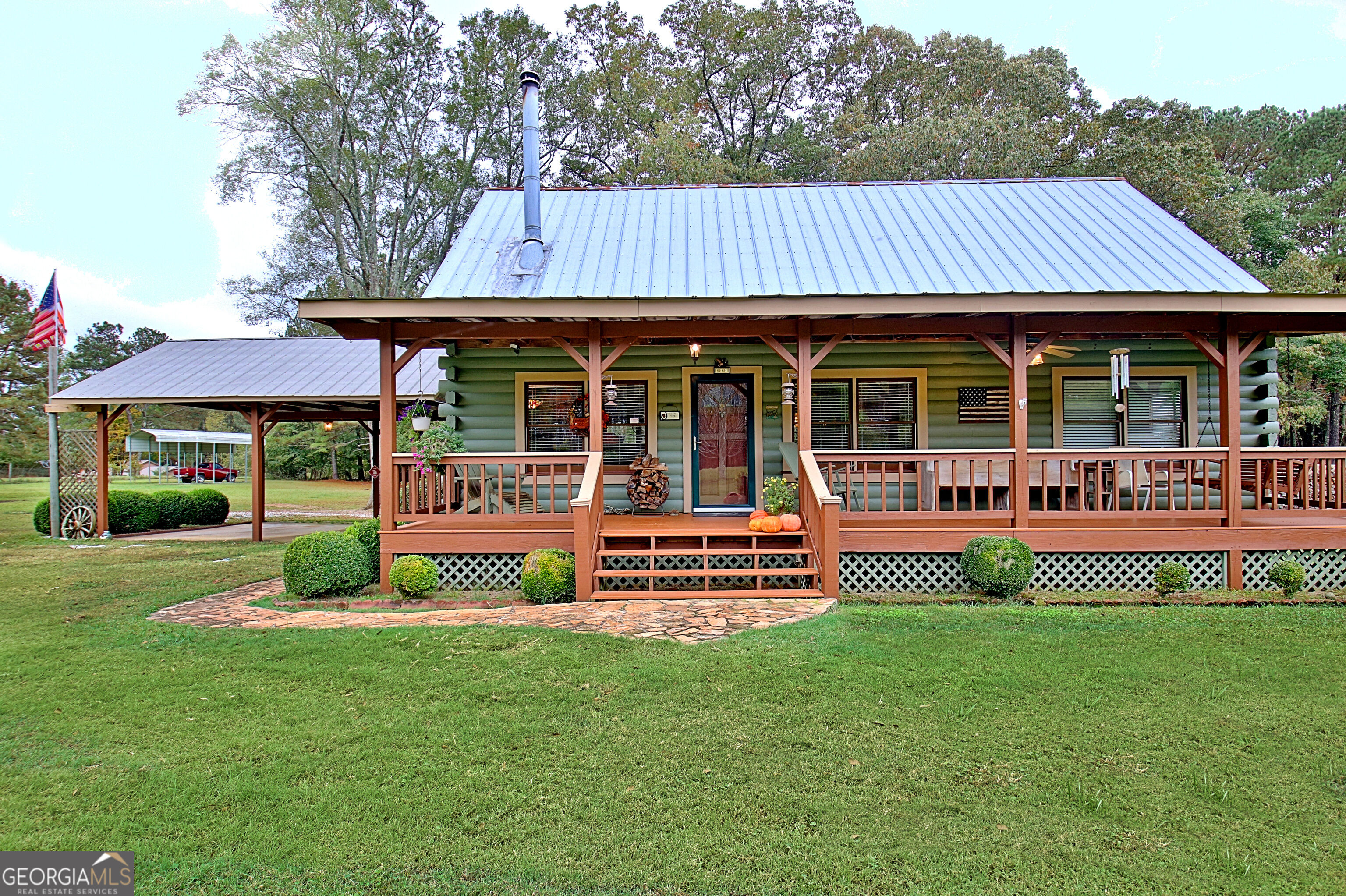 1311 Copeland Road Property Photo 1