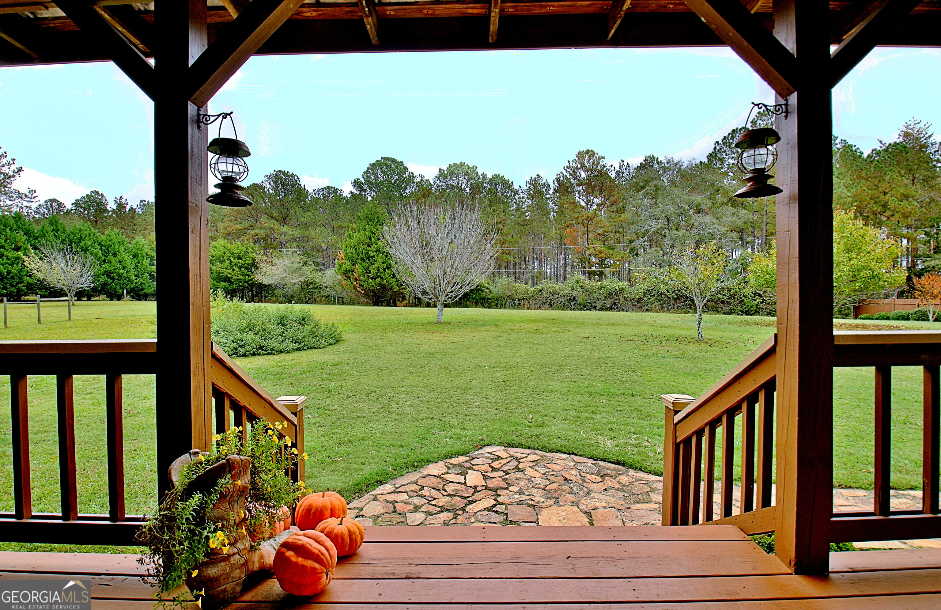 1311 Copeland Road Property Photo 5