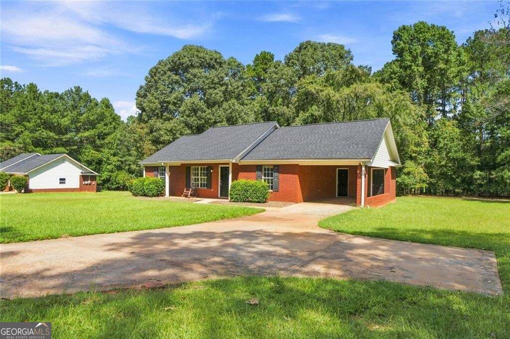 2587 Kelleytown Road Property Photo 3