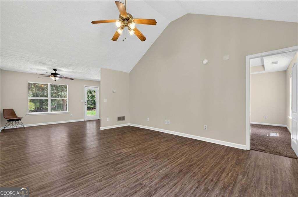 2587 Kelleytown Road Property Photo 9