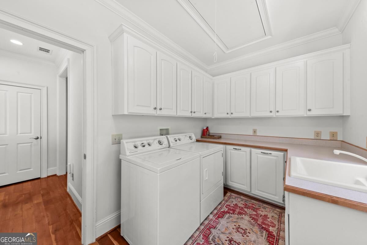 1041 Ruths Way Property Photo 39