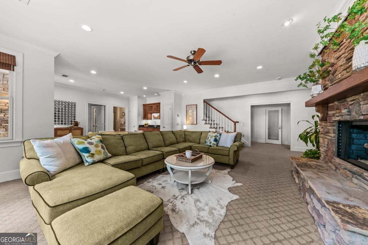 1041 Ruths Way Property Photo 42