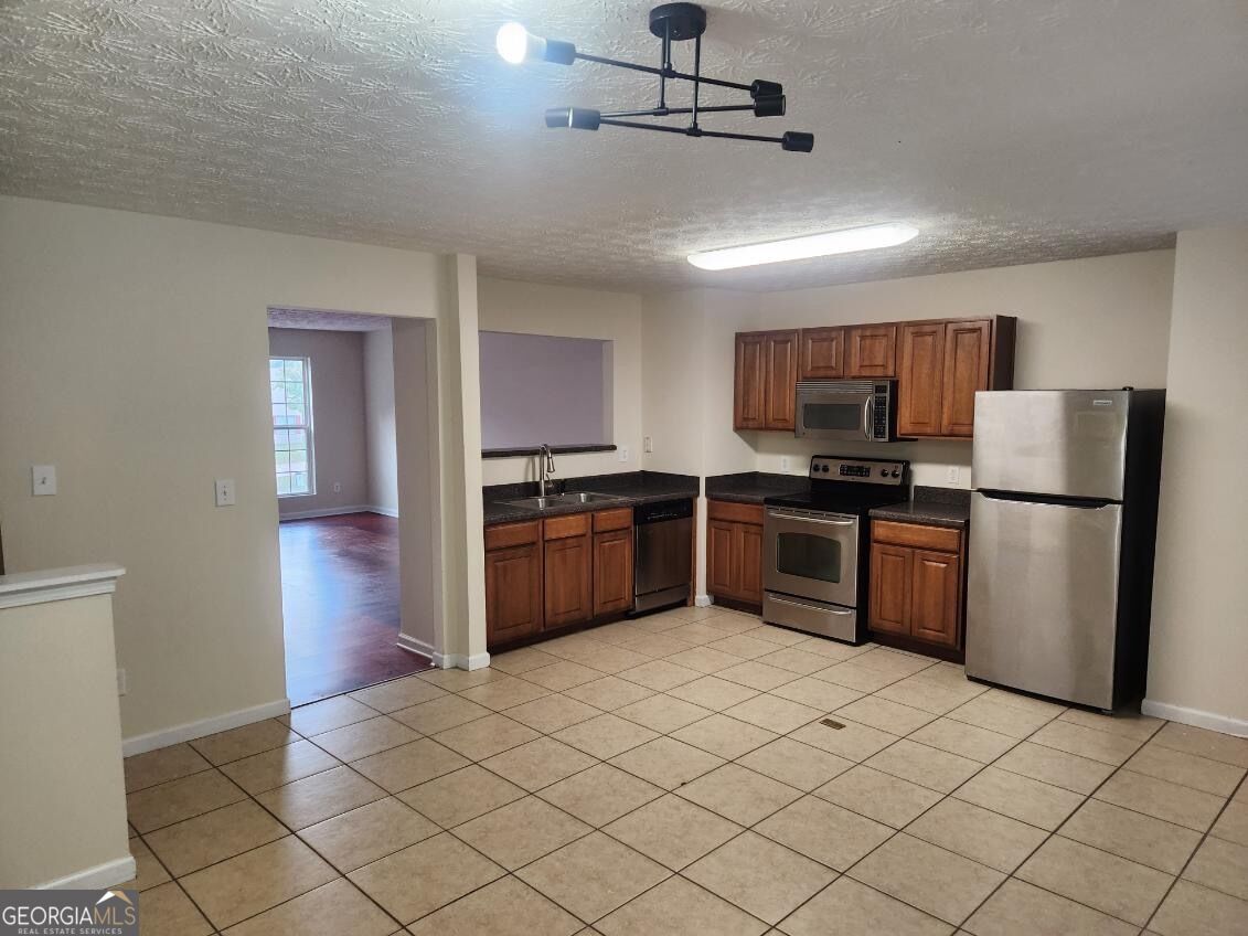 1736 Redan E Property Photo 6