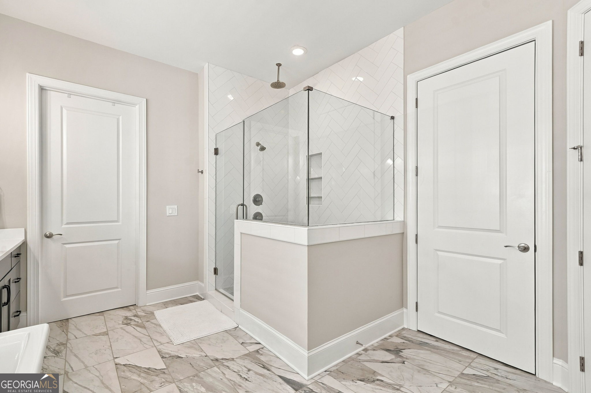 111 Cadence Trail Property Photo 29