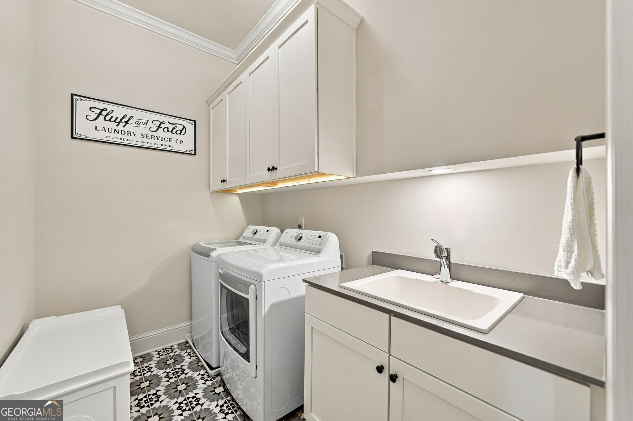 111 Cadence Trail Property Photo 45