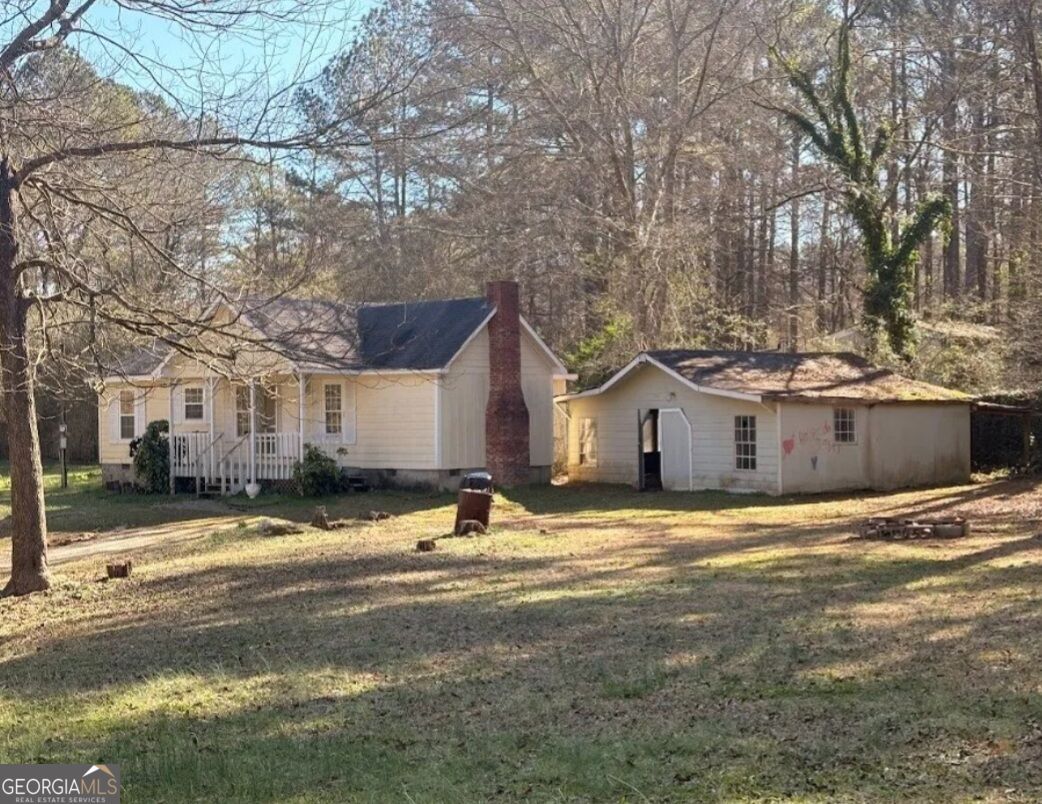17 Collins Road Property Photo 3