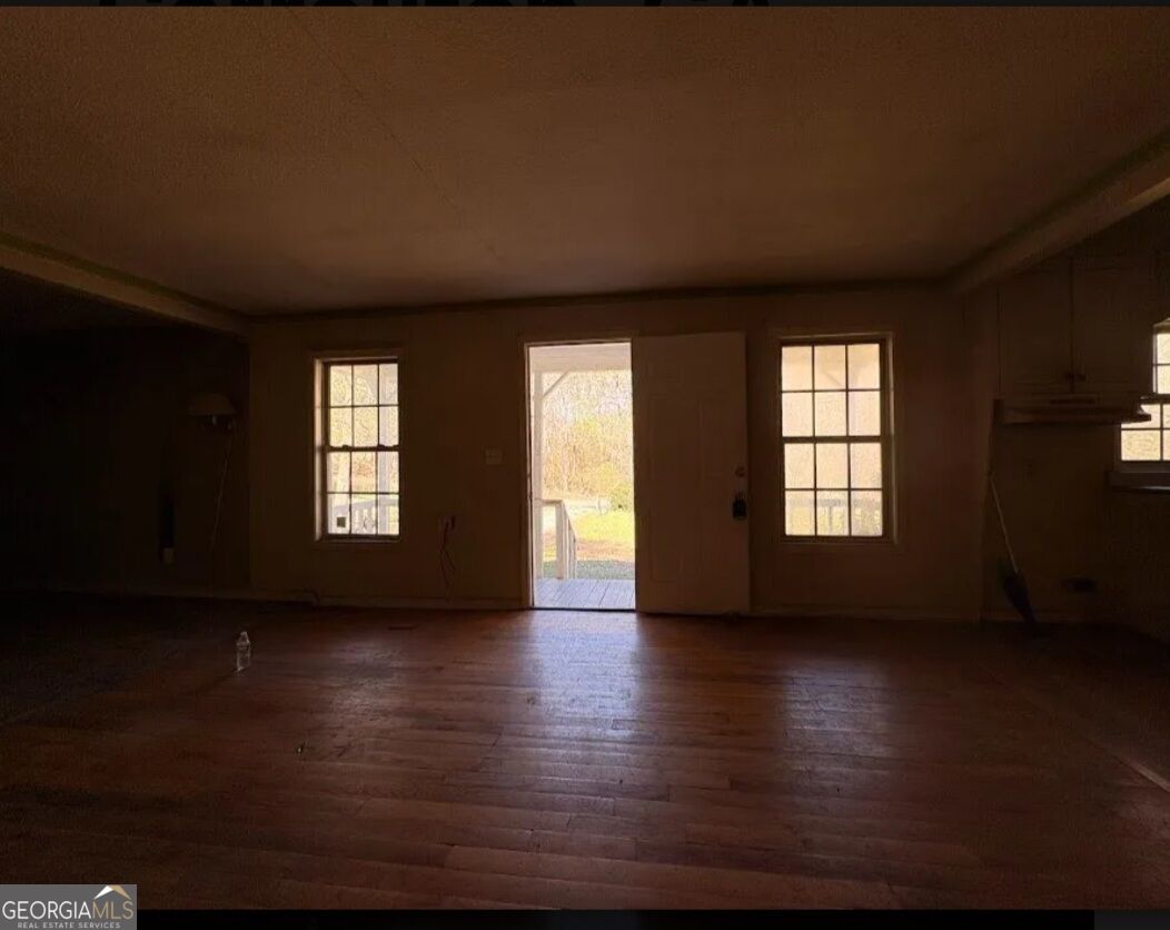 17 Collins Road Property Photo 11