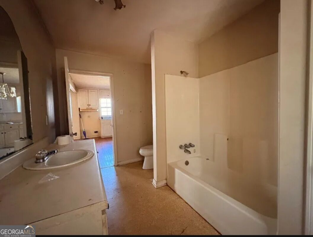 17 Collins Road Property Photo 16