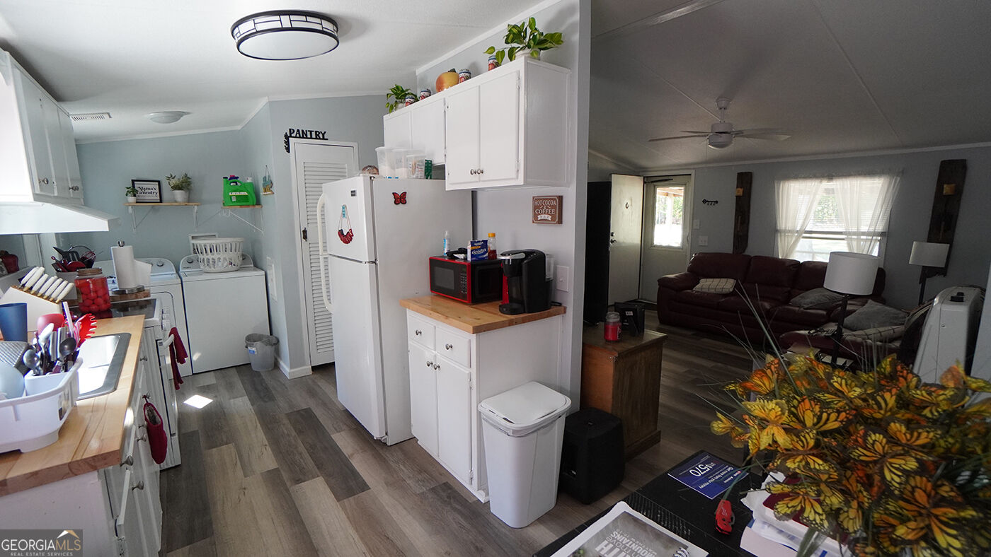 4030 Oak Drive Property Photo 8
