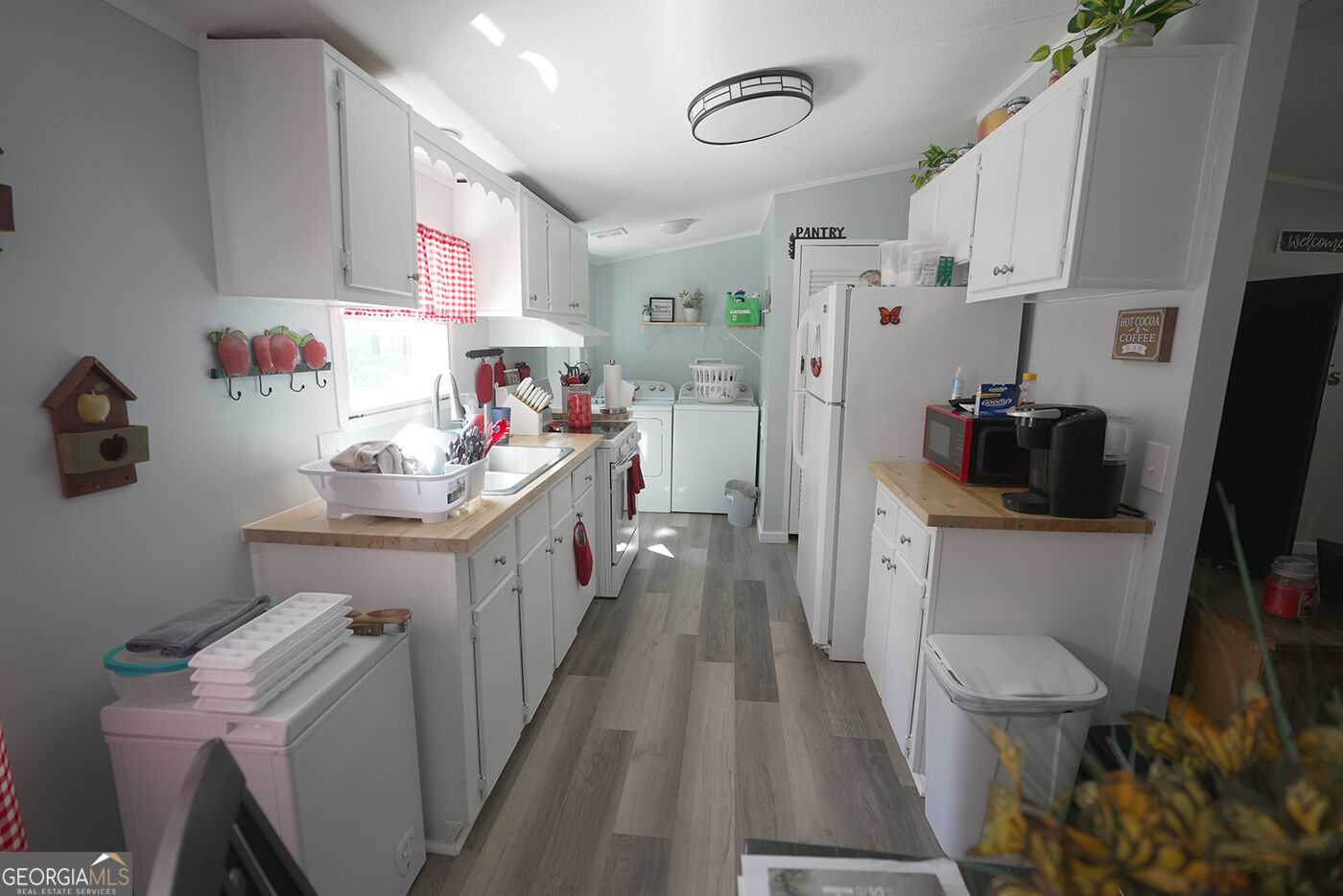 4030 Oak Drive Property Photo 9