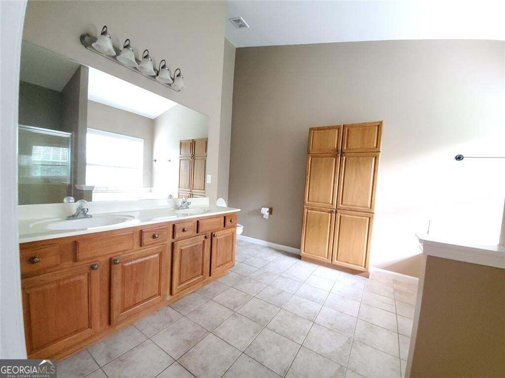 3878 Hannahberry Place Property Photo 13