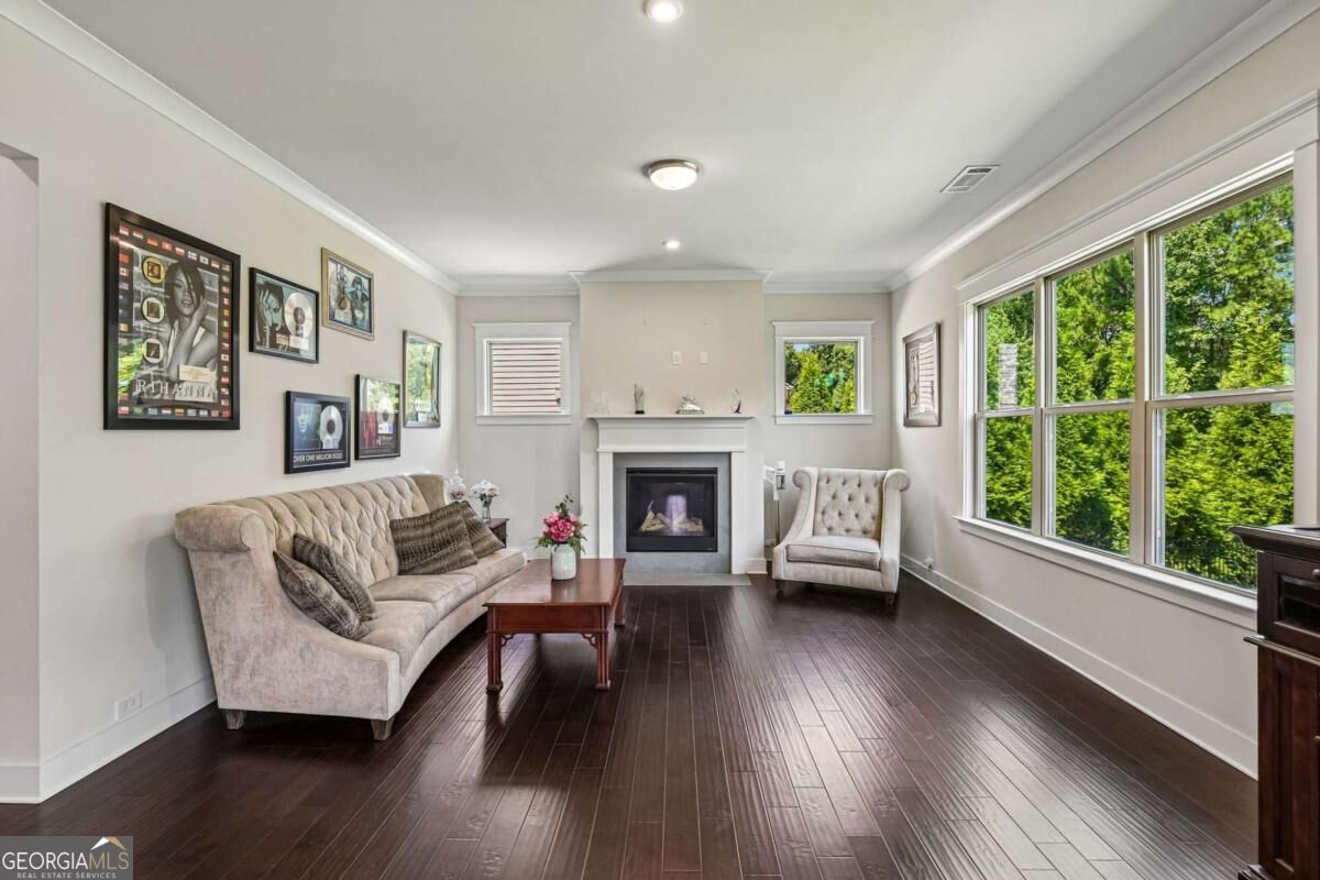 606 Taymack W Property Photo 22