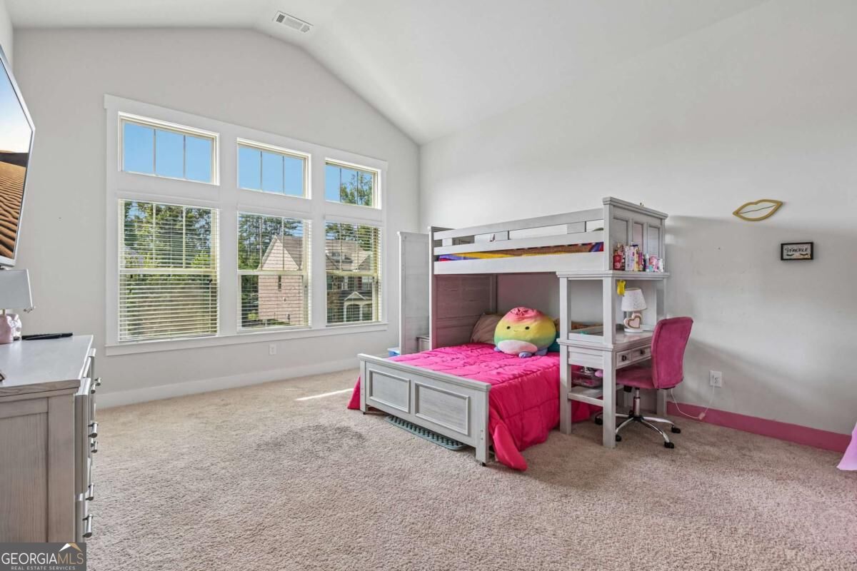 606 Taymack W Property Photo 33