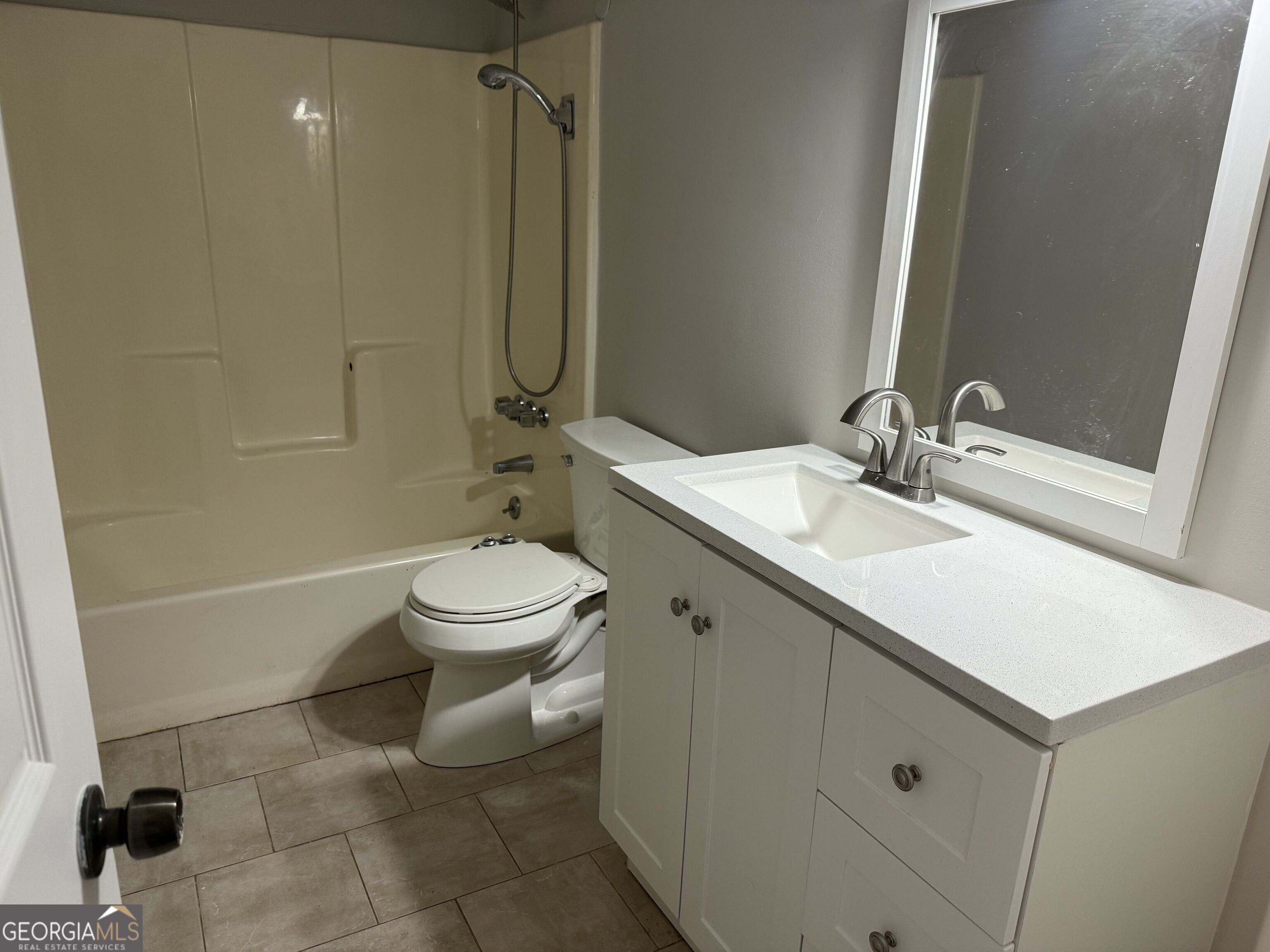 203 Westland Circle Sw Property Photo 5