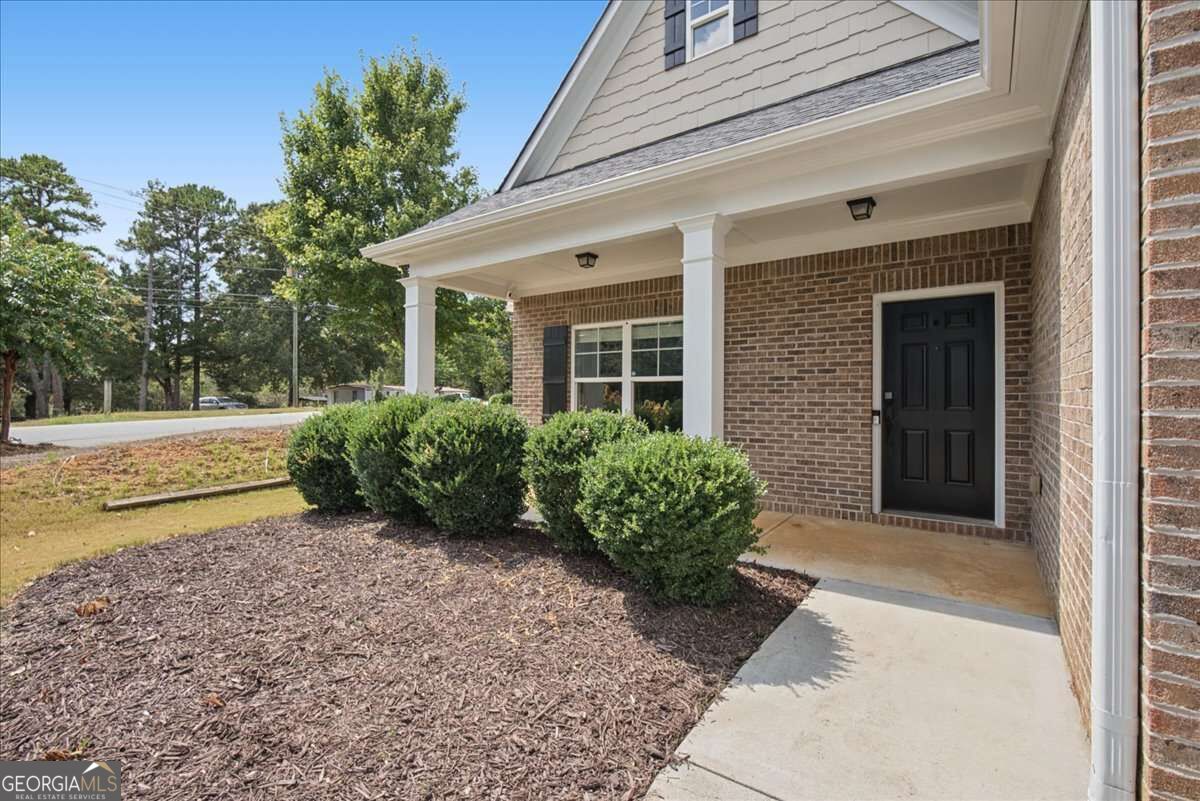 11 Spring Folly Nw Property Photo 4