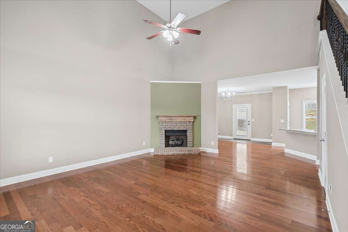 11 Spring Folly Nw Property Photo 7