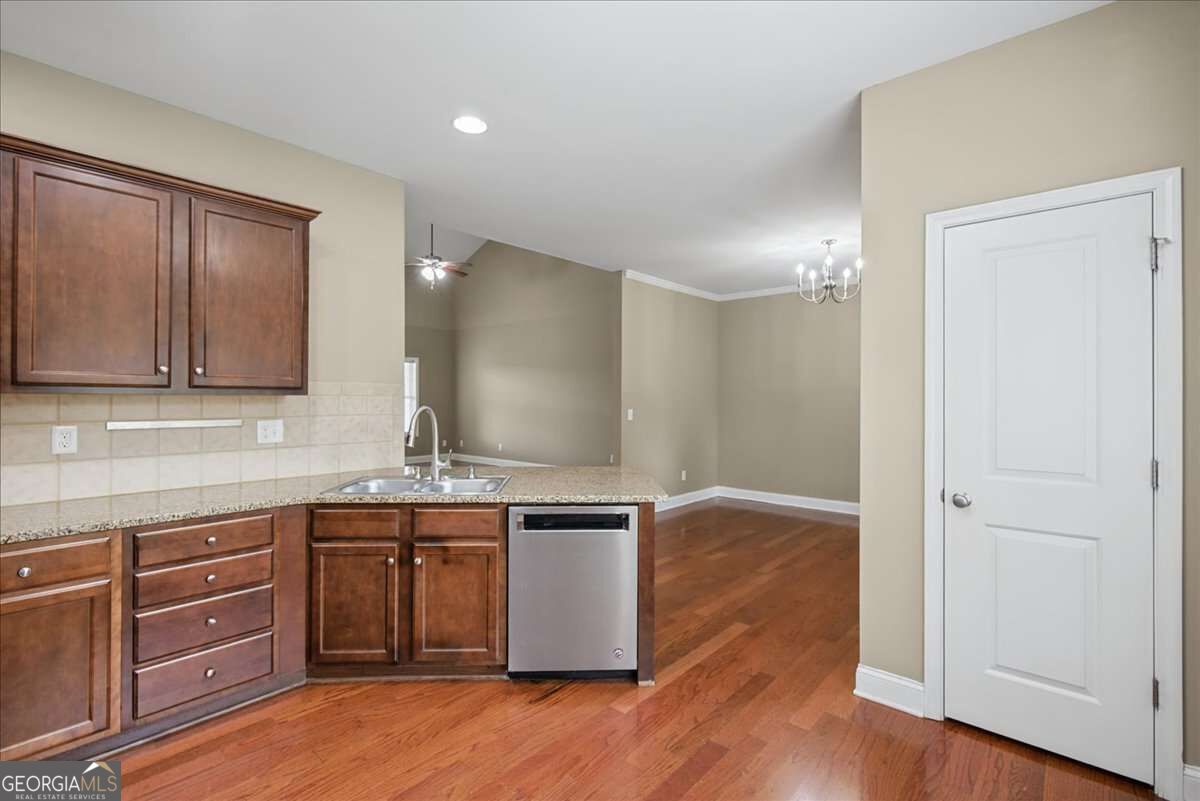 11 Spring Folly Nw Property Photo 11