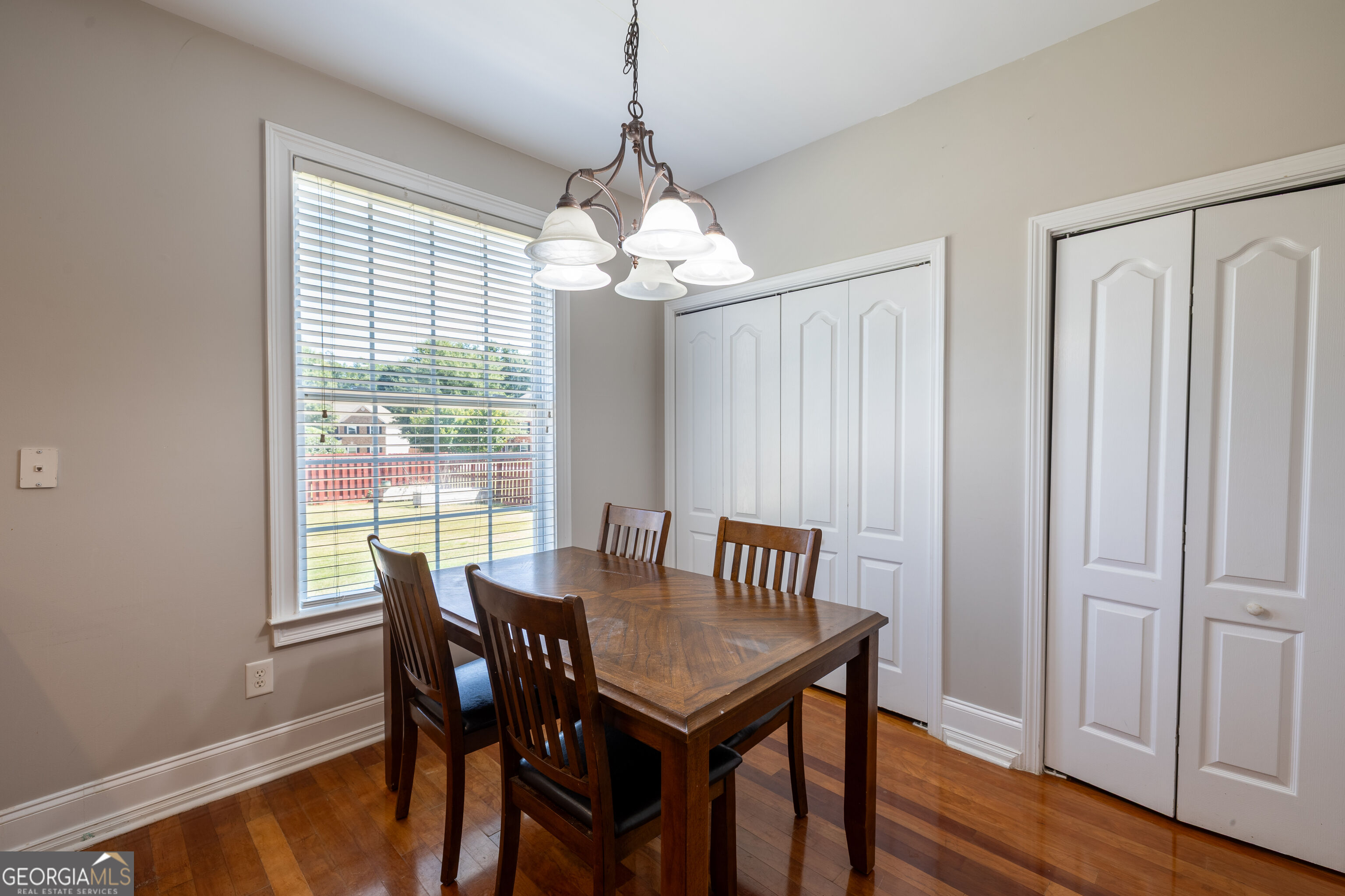 1544 Rolling Meadows Drive Property Photo 17