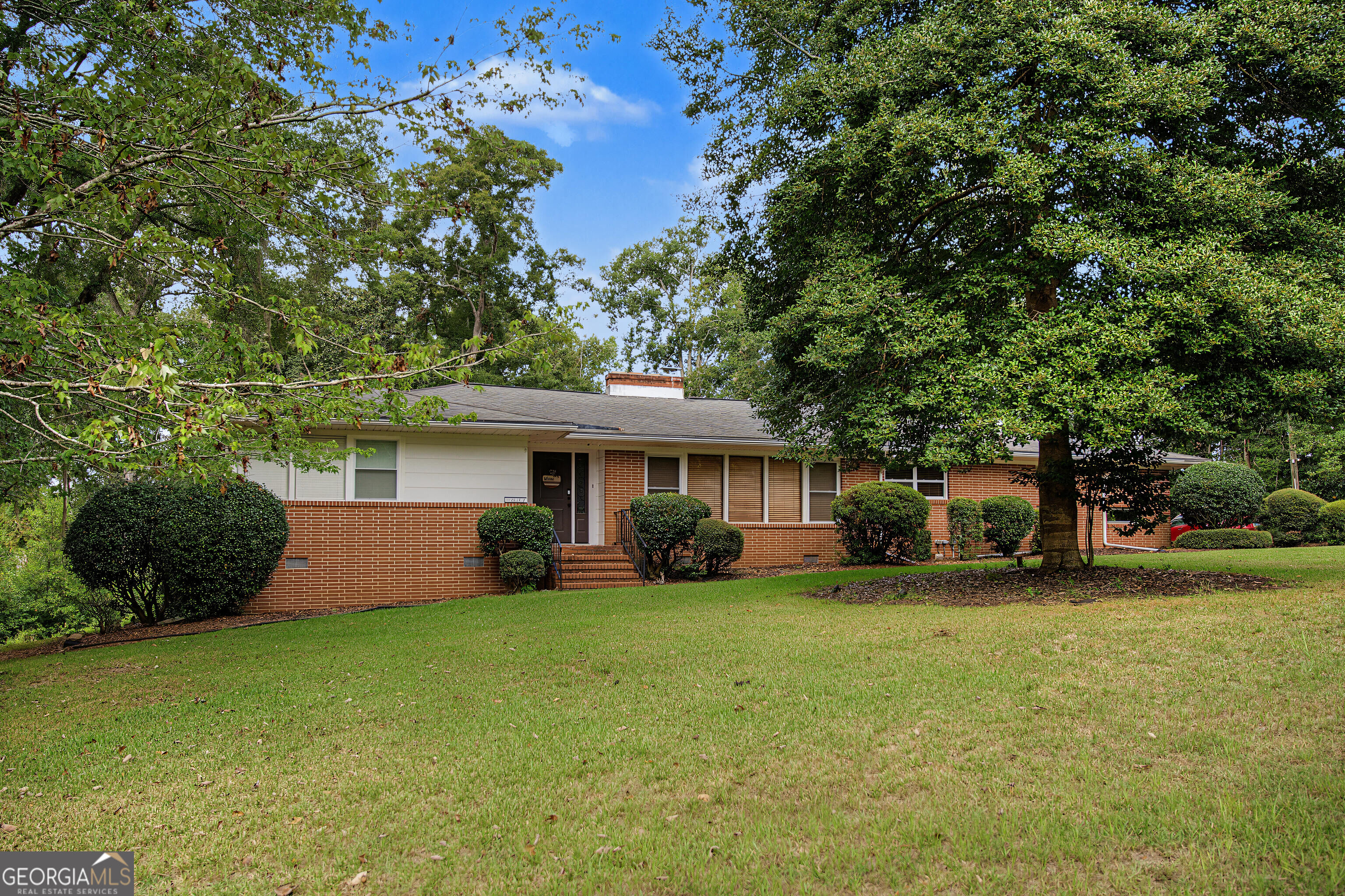 531 Brookdale Drive Property Photo 1