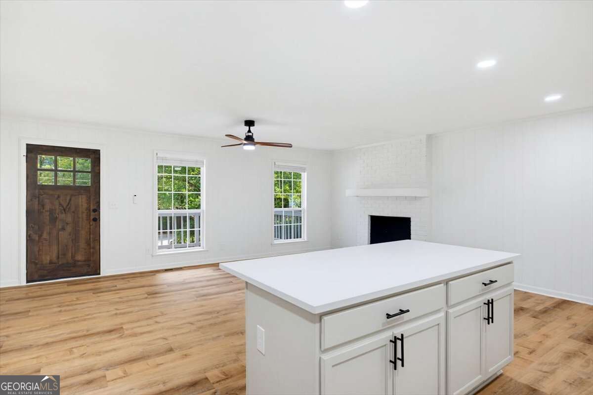 784 Hardy Way Property Photo 10