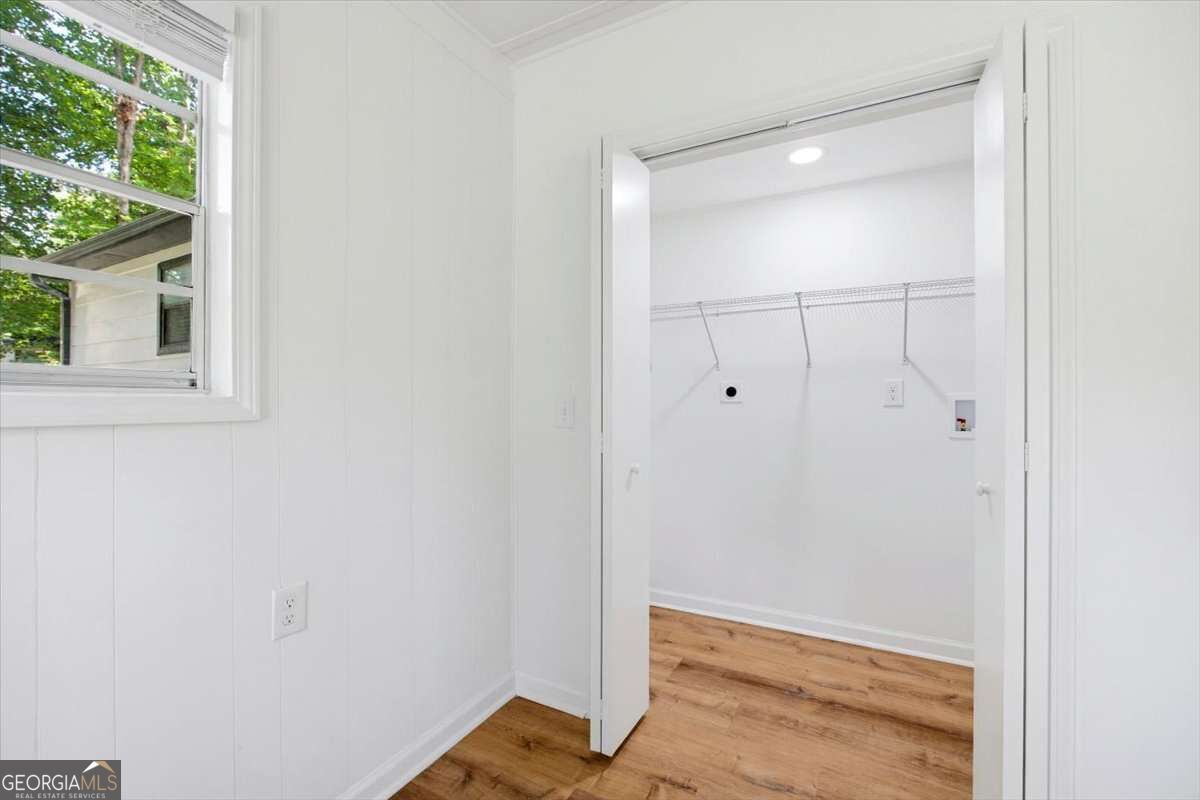 784 Hardy Way Property Photo 15