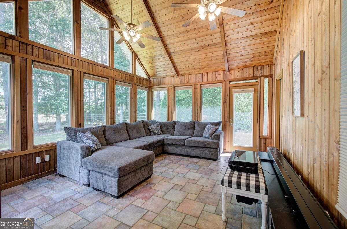 1082 Fieldstone Drive Property Photo 26