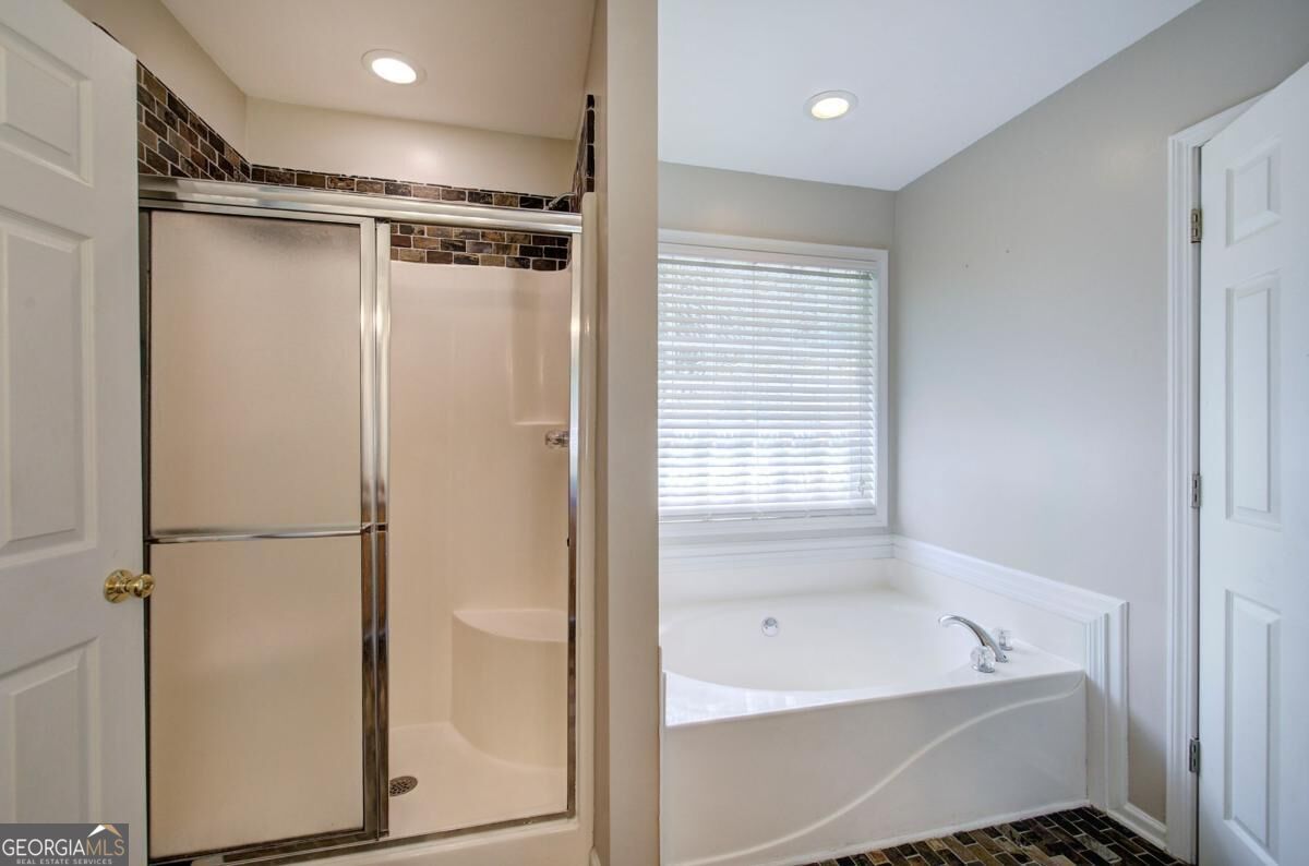 1082 Fieldstone Drive Property Photo 32