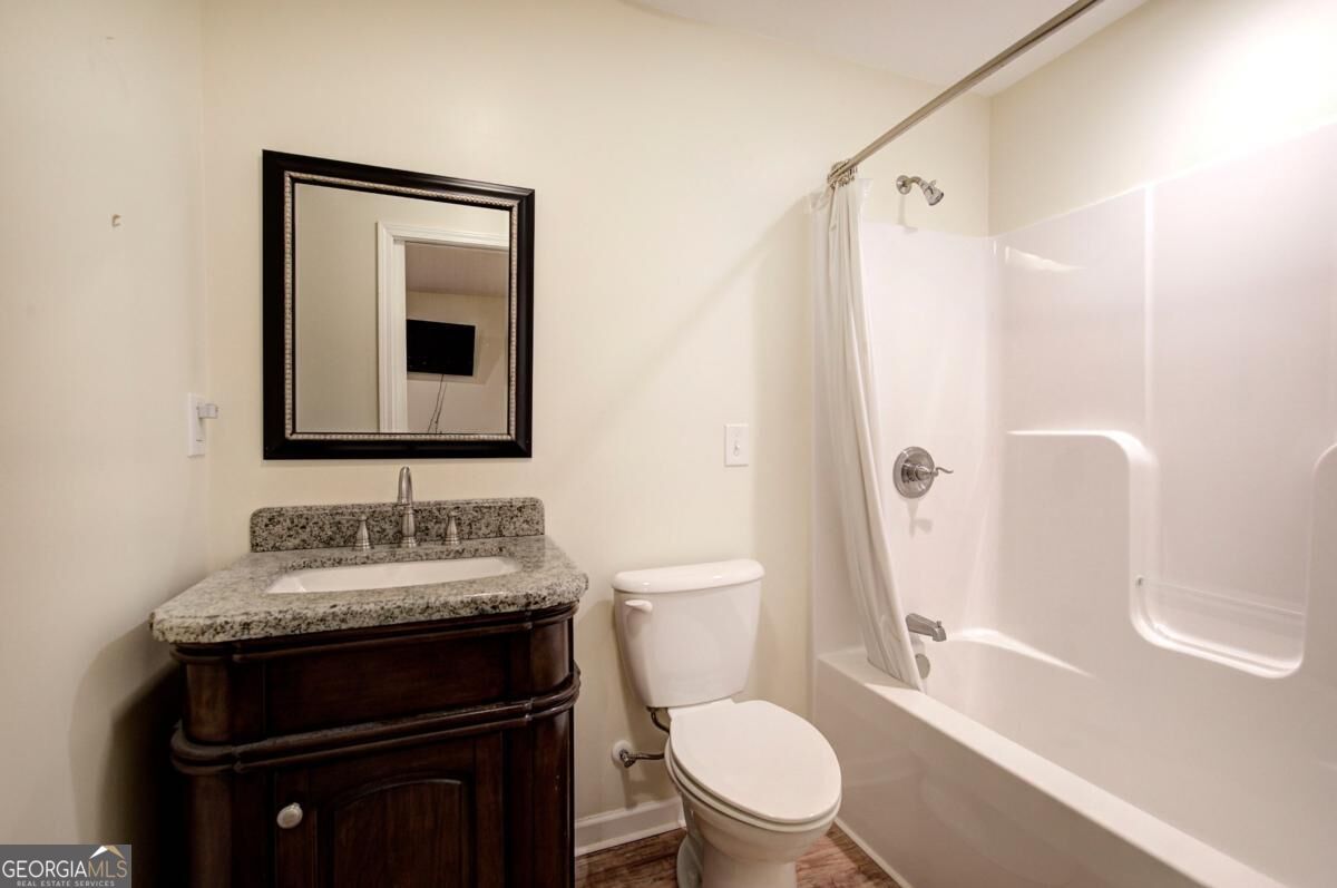 1082 Fieldstone Drive Property Photo 42