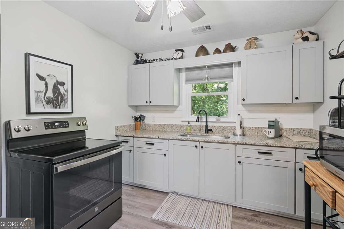 149 Holder Road Property Photo 16