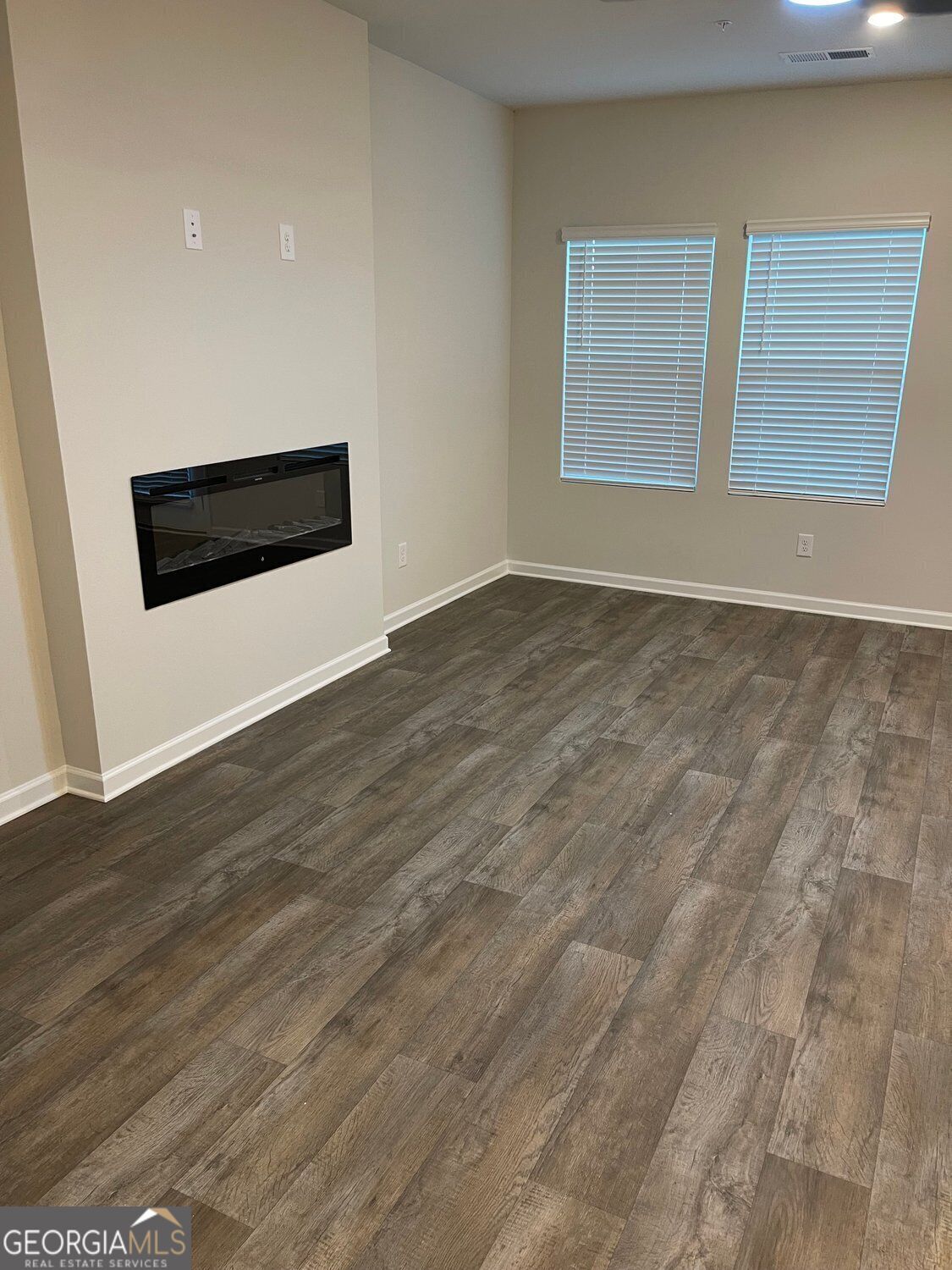 11516 Kimberly Way Property Photo 5